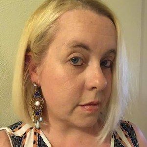 Meet your Posher, Adrienne